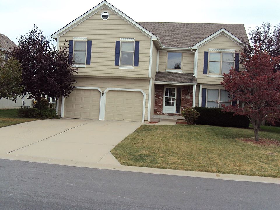 1st image of 224 SE Citadel Dr