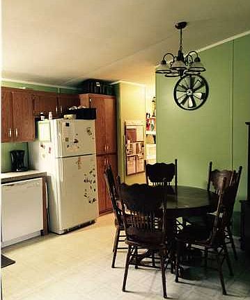 4th image of 1068 Willard Dr