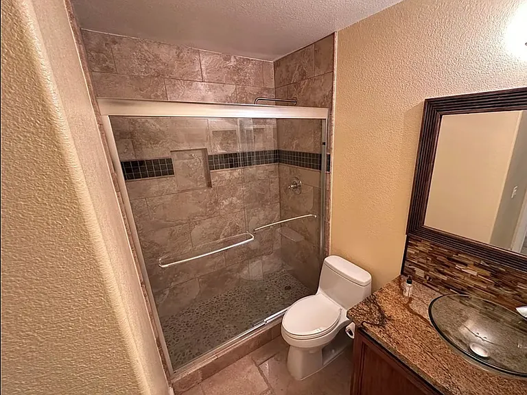 1810 Stablegate Ave — Photo 8