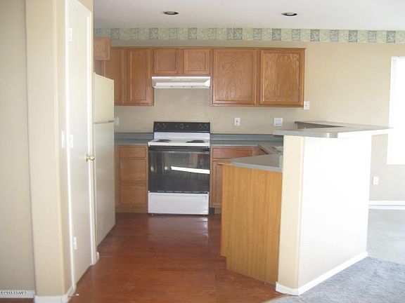 4th image of 5943 N 80TH Drive