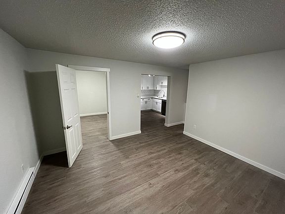4th image of 3419 14th Ave W #2