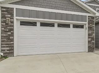 245 NW Greenwood Pl, Waukee, IA 50263