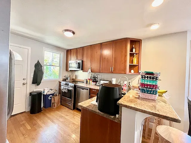 1 Terrace St — Photo 2