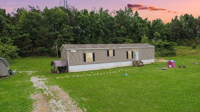 1st image of 762A Mississippi #4