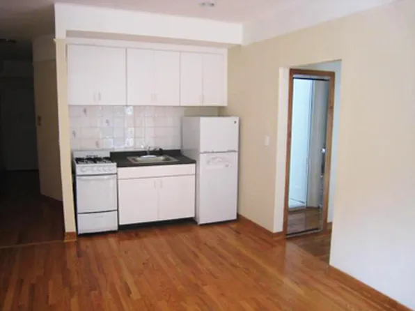 2950 Ocean Avenue image 1 of 4