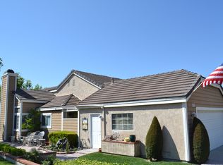 5761 E Hudson Bay Dr, Anaheim, CA 92807
