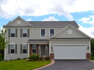 272 Foster Dr, Oswego, IL 60543