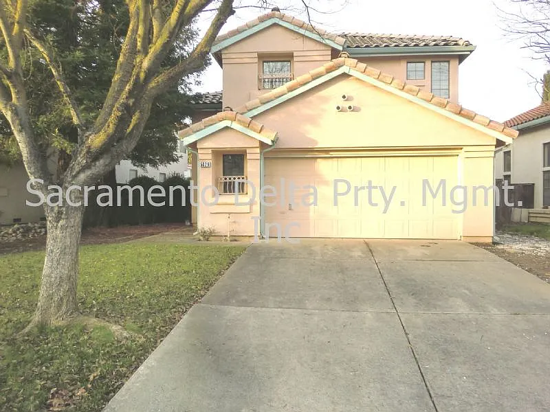 5029 Lady Di Way photo 1