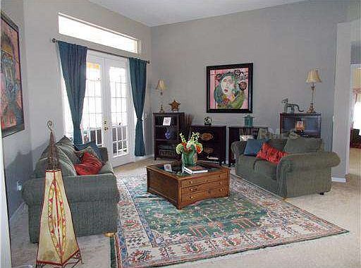 5th image of 265 Heatherbrooke Cir