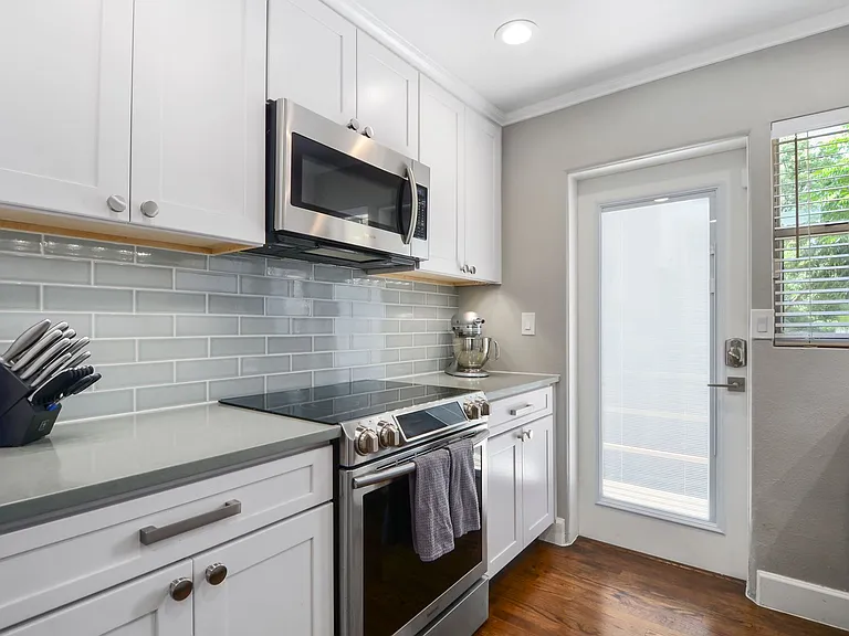 520 Broadway Ave #2 — Photo 10