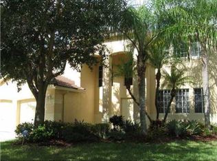 824 Crestview Cir, Weston, FL 33327