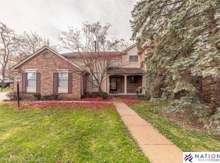 29705 Pine Ridge Cir #35, Farmington, MI 48331