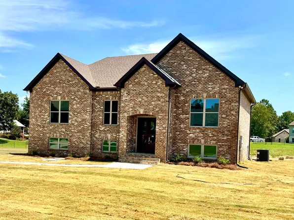 1883 Franklin Parc Ln, Warrior, AL 35180