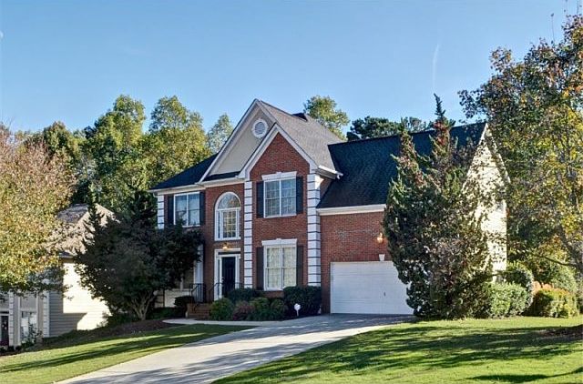 1st image of 525 Camber Woods Dr