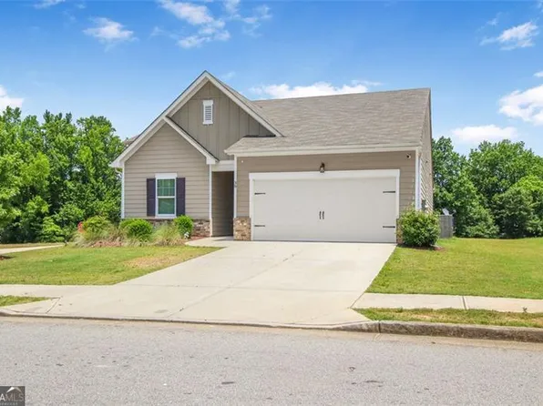 38 Tall Oaks Ln, Villa Rica, GA 30180