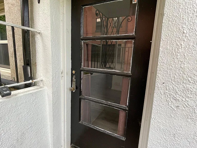 877 Ludlow Ave #5 — Photo 7