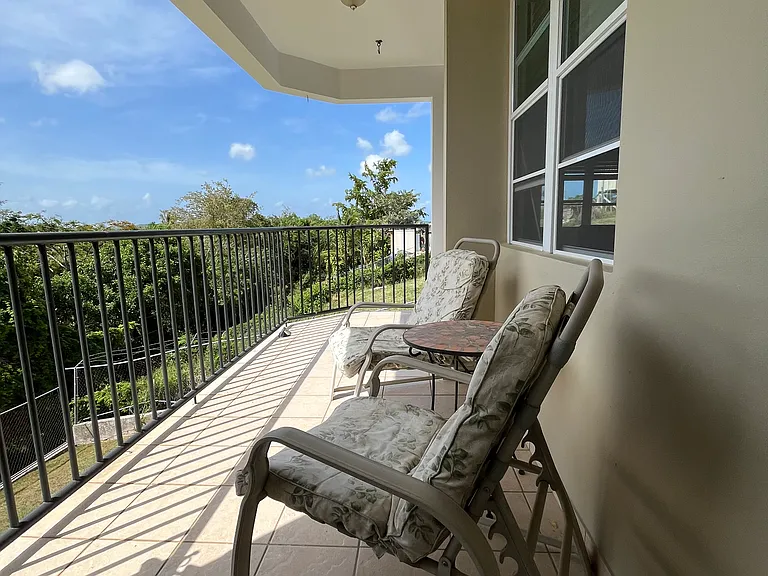 307 Paseo — Photo 9