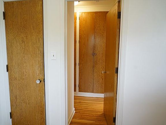 5th image of 555 Cleveland Ave S #C9