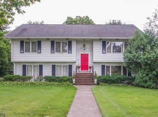 573 Ridgewood Avenue Glen Rdg, Glen Ridge, NJ 07028