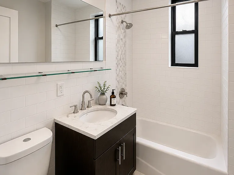 72 W 69th St #5D — Photo 3