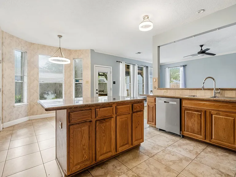 1326 Shrub Oak Dr — Photo 14