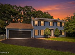 22 Kim Lane, Toms River, NJ 08755