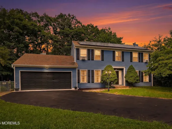 22 Kim Lane, Toms River, NJ 08755