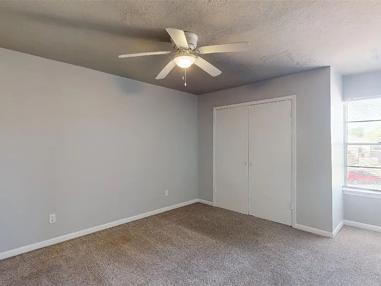 3800 E 29th St #4 — Photo 8