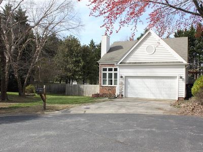 3 Mistywood Ct, Greensboro, NC, 27407
