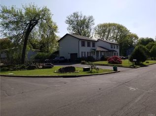 10 Hazel Ct, Spring Valley, NY 10977