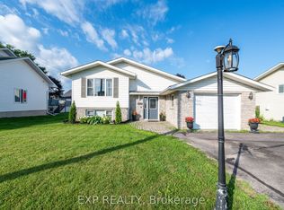 468 Gillan Rd, Renfrew, ON K7V 4L3