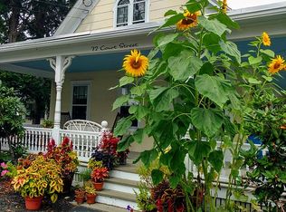 72 Court St, Dover, NH 03820