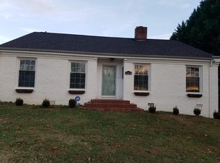 504 S Crest Rd, Chattanooga, TN 37404