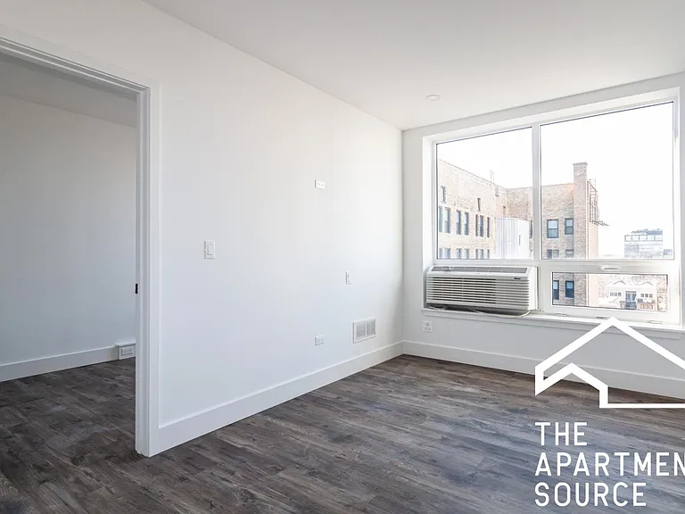 941 W Carmen Ave #106 — Photo 4