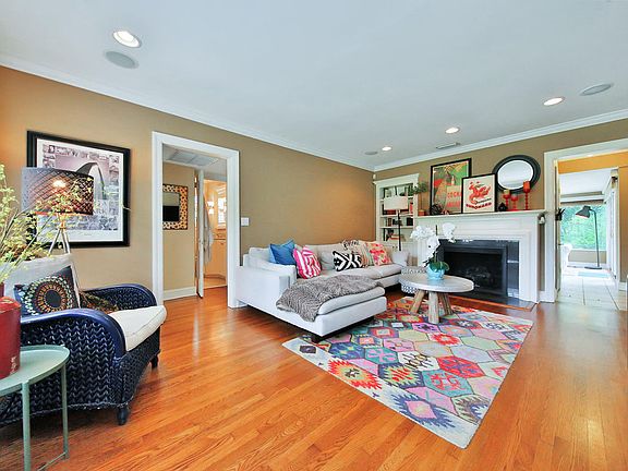 2nd image of 1263 Woodward Ave
