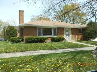 1920 Hyde Park Ave, Waukegan, IL