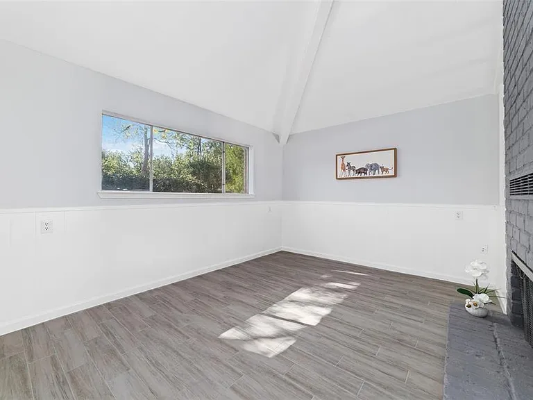 22122 Woodrose Dr — Photo 9