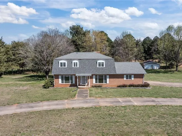 1463 Charlotte Hwy, Mooresville, NC 28115