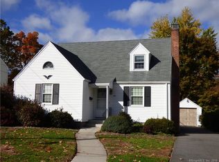 45 Chamberlain Rd, Wethersfield, CT 06109