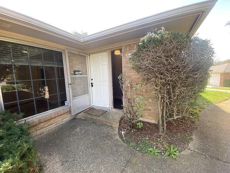 1st image of 4439 Altamesa Blvd #1