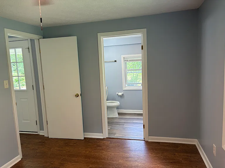 1516 Mountain Dale Rd — Photo 5