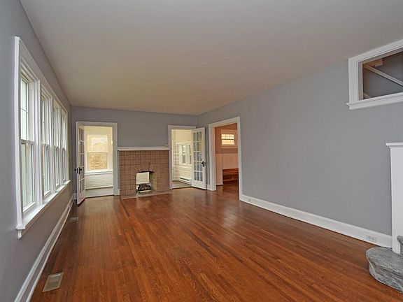 4th image of 3158 Penrose Pl