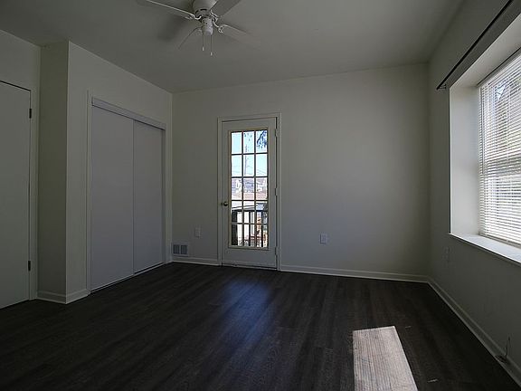 5th image of 7219 W Walker St #7223