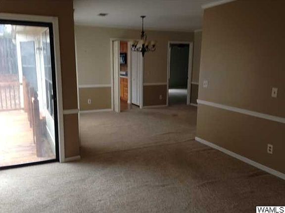 5th image of 1707 Hollow Ln