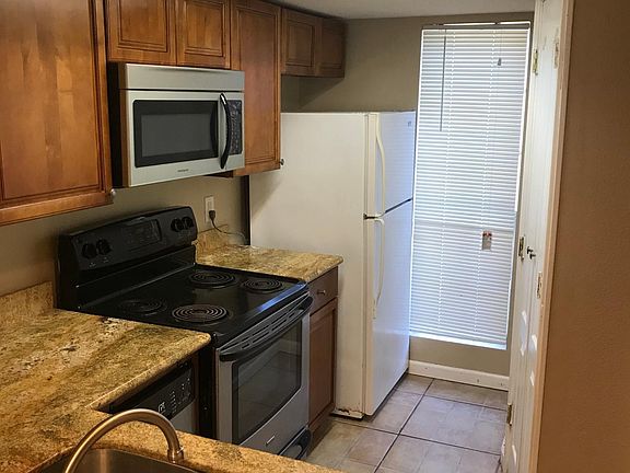 4th image of 2509 Giuffrias Ave #409