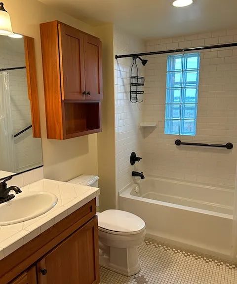 219 N Tacoma Ave #203 — Photo 13