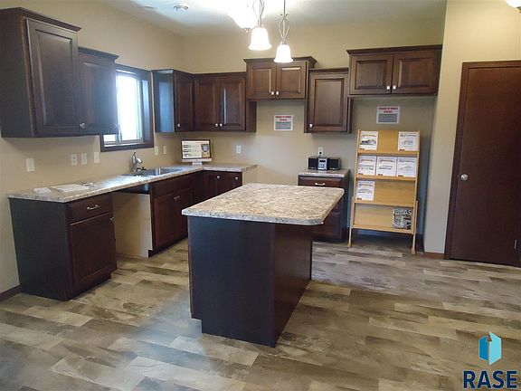 4th image of 3405 S Stoney Brook Trl