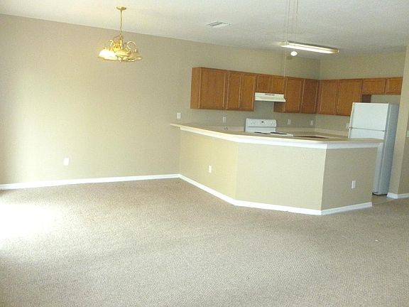 3rd image of 6259 Olivedale Dr