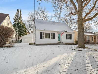 1915 51st St, Des Moines, IA, 50310