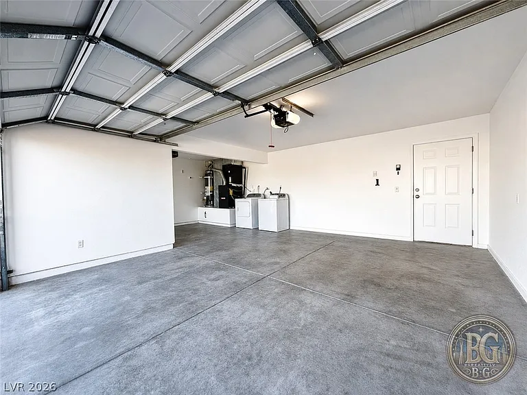 764 Benedict Dr — Photo 11